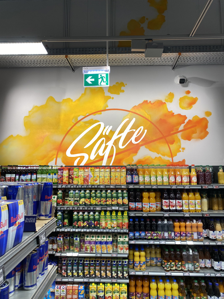 Graffiti Auftrag Edeka Schtz Nrnberg Tribegas CRIS Hannah 05