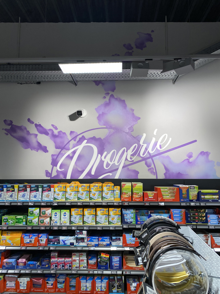 Graffiti Auftrag Edeka Schtz Nrnberg Tribegas CRIS Hannah 07