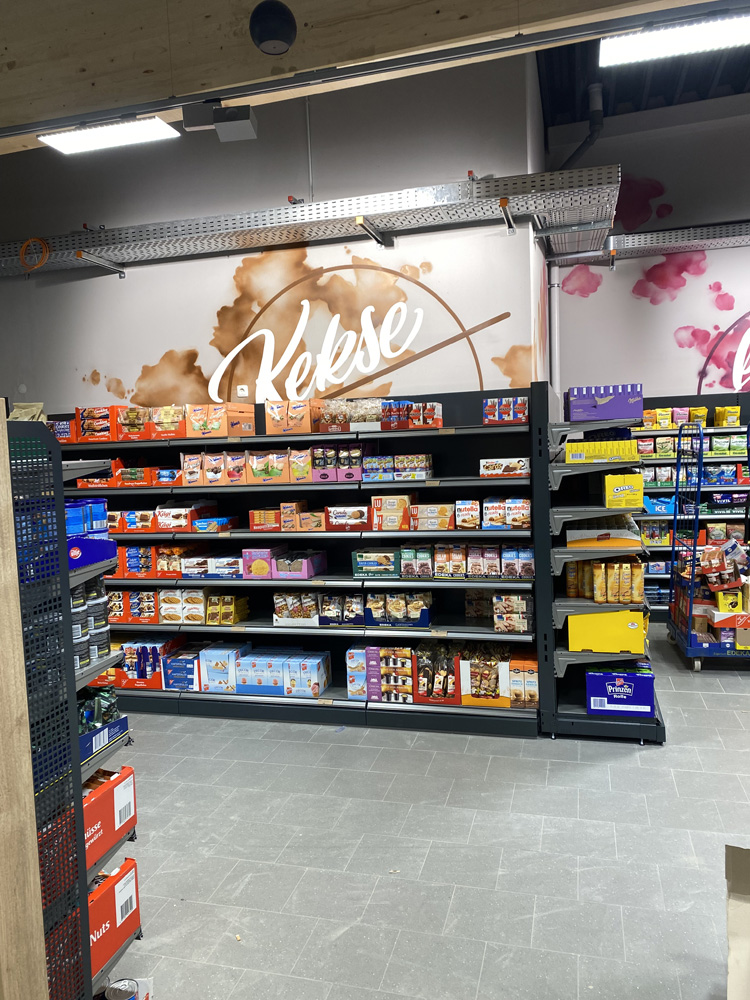 Graffiti Auftrag Edeka Schtz Nrnberg Tribegas CRIS Hannah 16