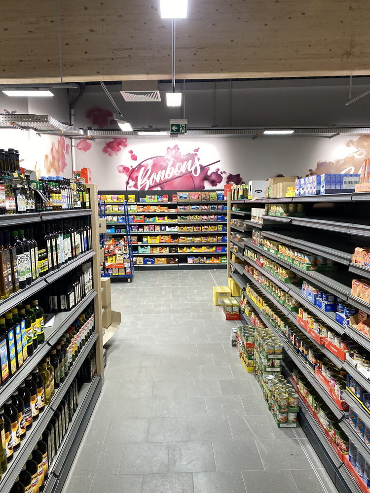 Graffiti Auftrag Edeka Schtz Nrnberg Tribegas CRIS Hannah 17